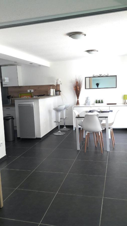 Cote Indigo - Villa 7 Personnes, 3 Chambres, 3 Terrasses - A 150 De La Mer Saint-Pierre-la-Mer  Εξωτερικό φωτογραφία